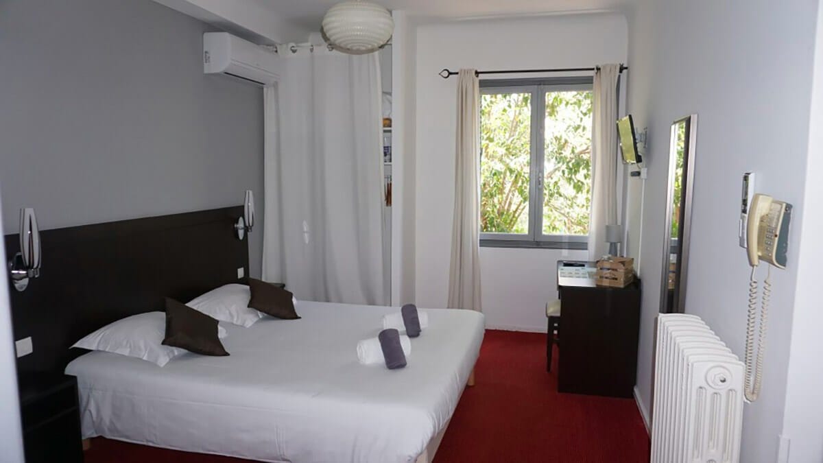 Chambre double hôtel Bleu Riviera