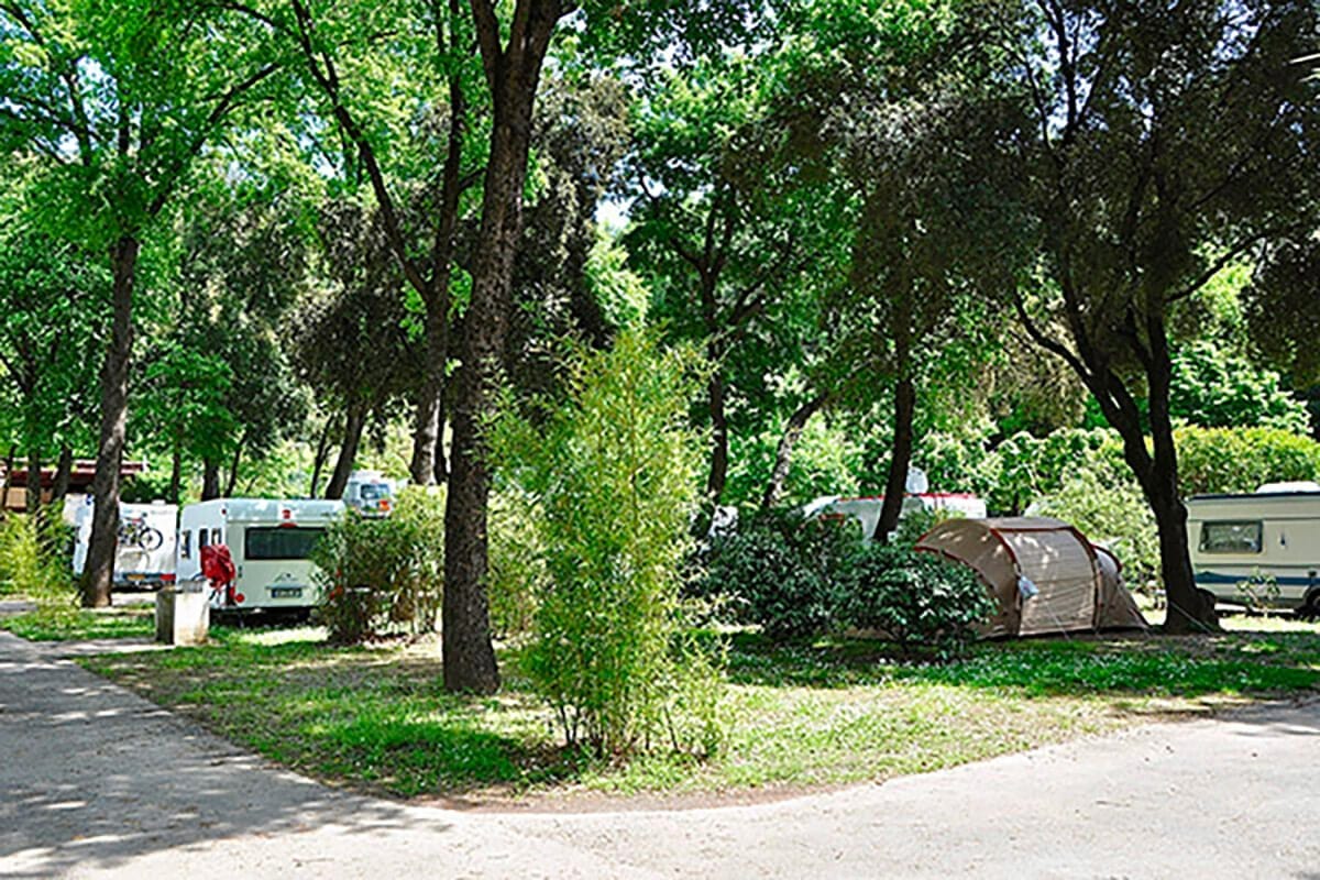 Emplacement camping le Val fleuri