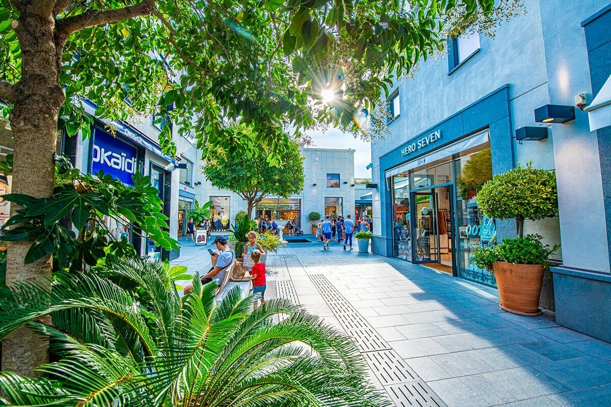 Magasins dans le centre Polygone Riviera Cagnes